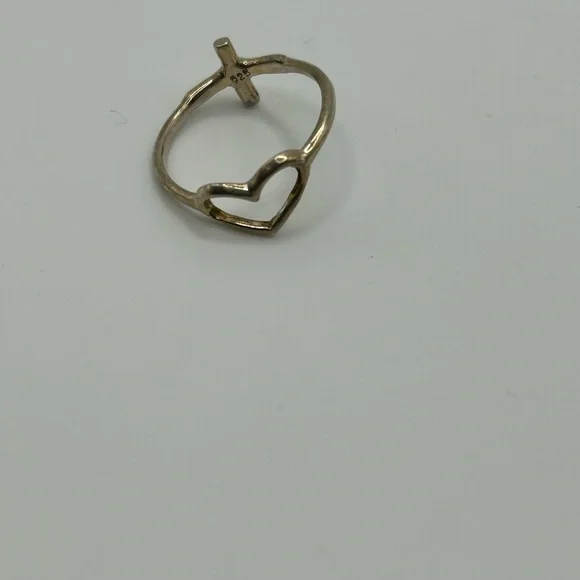 Sterling Silver 925 Heart & Cross Ring Size 7.5 - Picture 3 of 6